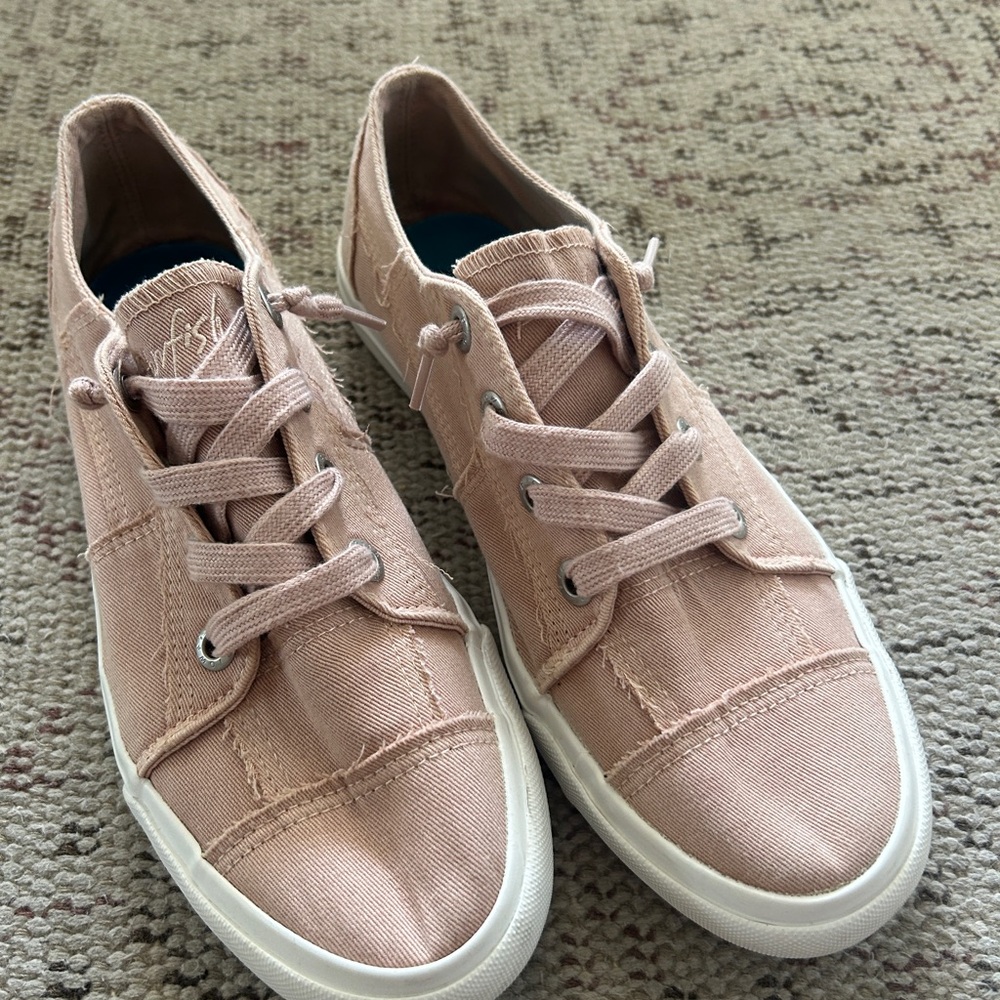Blowfish Malibu Light Pink Canvas Sneakers